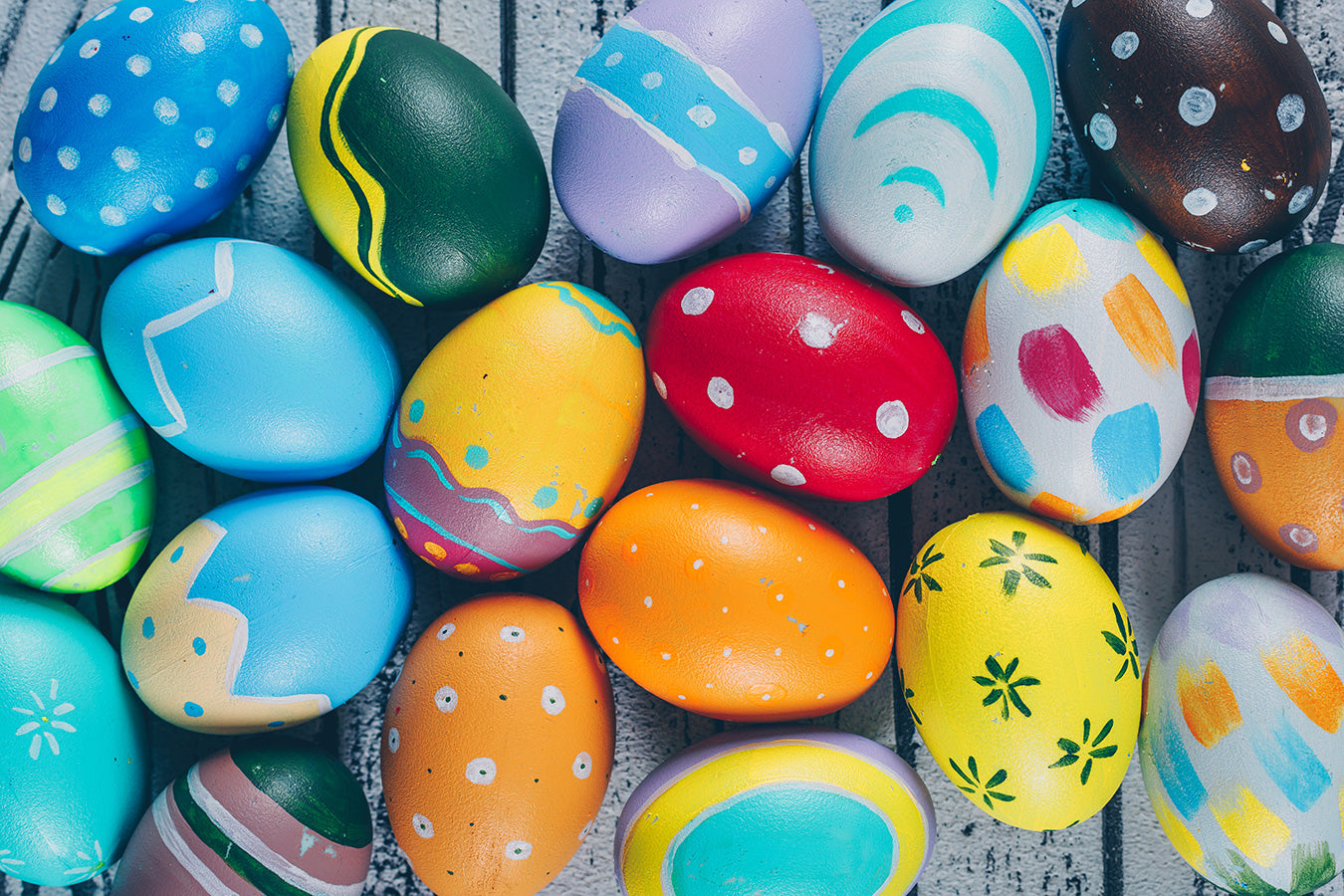 How to Paint Wooden Easter Eggs